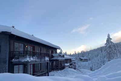 https://media.skistar.com/sv/boka-online/accommodation/image/Get?imageId=185723&ImageSize=Medium
