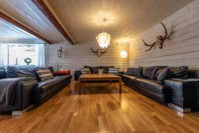 Lindvallen – Vrilvägen 21 – 5 soveværelser, 16 senge, 172m2 – GrandGårdarna (1/32)