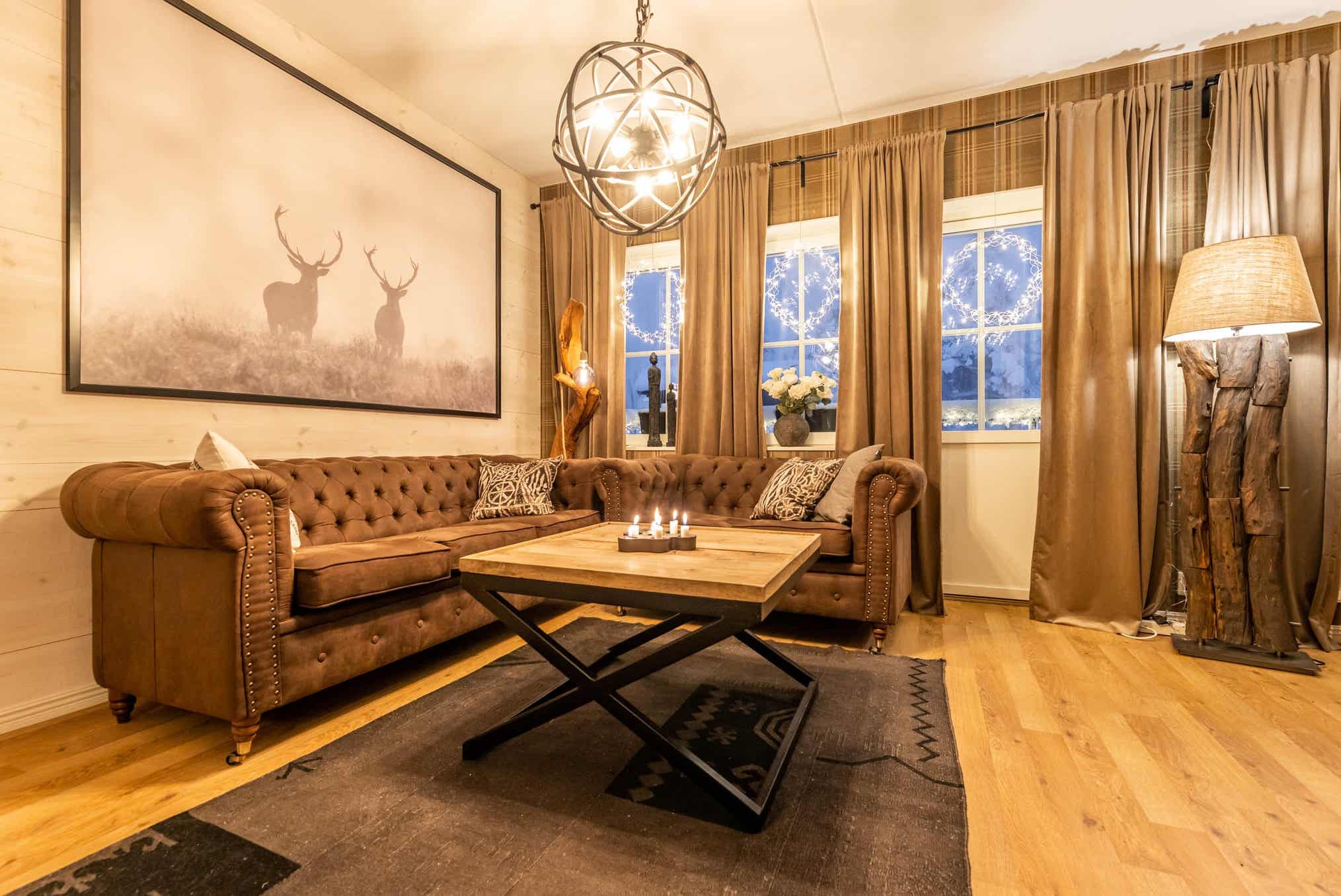 HC Ski Lodge #20644