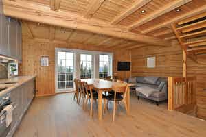 Björnen – Höken 10B – 4 soveværelser, 12 senge, 150m2 – Höken